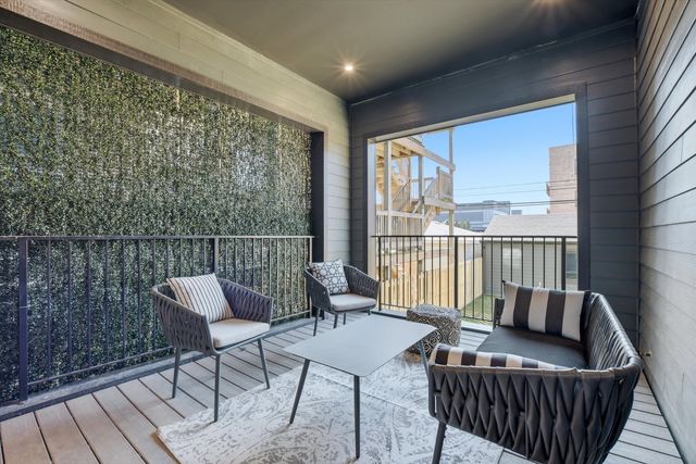 4846 N Hermitage Avenue, Chicago, IL 60640