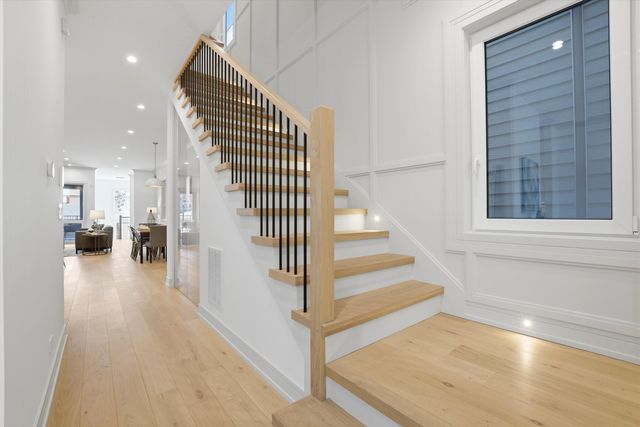 4846 N Hermitage Avenue, Chicago, IL 60640