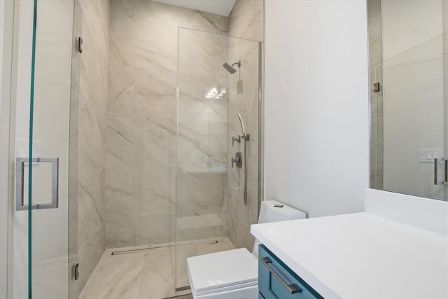 4846 N Hermitage Avenue, Chicago, IL 60640