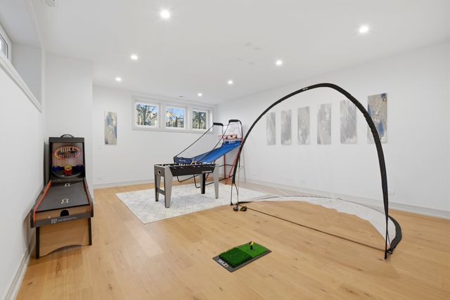 4846 N Hermitage Avenue, Chicago, IL 60640