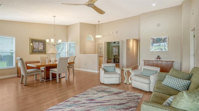 5366 CHRISTIE ANN PLACE 19, Sarasota, FL 34233