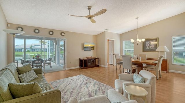 5366 CHRISTIE ANN PLACE 19, Sarasota, FL 34233