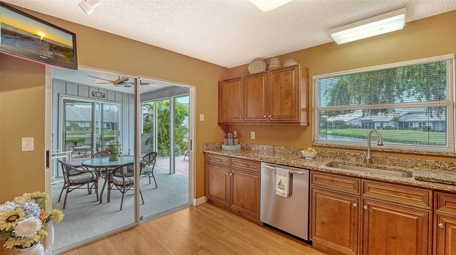 5366 CHRISTIE ANN PLACE 19, Sarasota, FL 34233