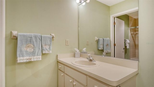 5366 CHRISTIE ANN PLACE 19, Sarasota, FL 34233