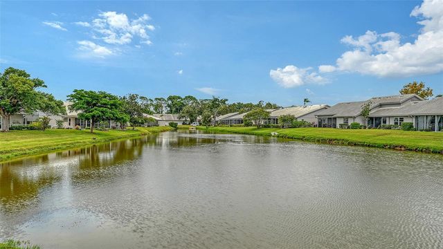 5366 CHRISTIE ANN PLACE 19, Sarasota, FL 34233