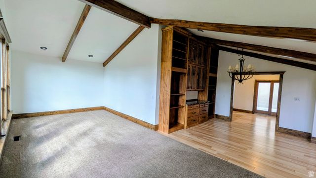 8 S MOUNTAIN WOOD LN, Sandy, UT 84092