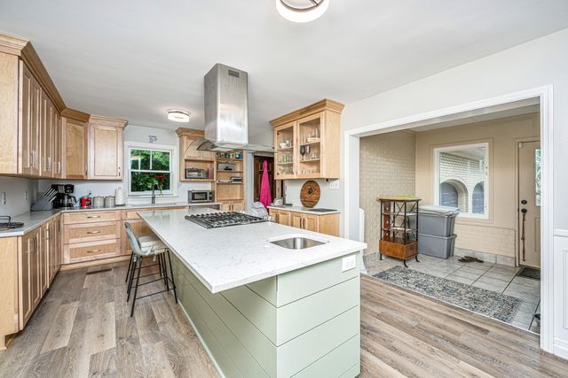 1614 Oak Island Drive Drive, Charleston, SC 29412