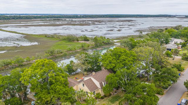 1614 Oak Island Drive Drive, Charleston, SC 29412