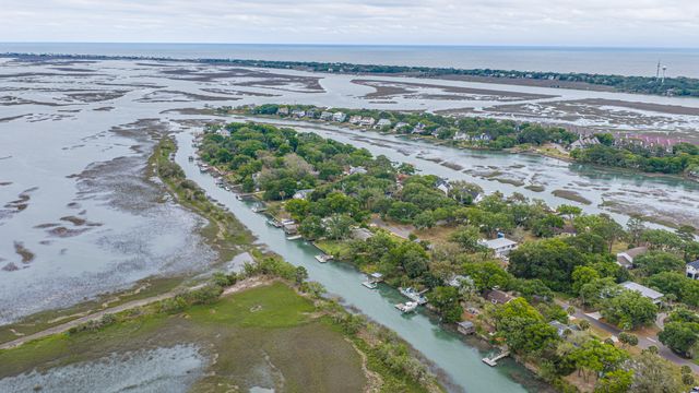 1614 Oak Island Drive Drive, Charleston, SC 29412
