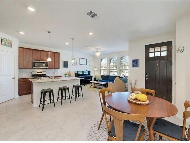 167 Iron Rail RD, Dripping Springs, TX 78620