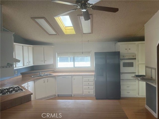 10961 Desert Lawn Dr 79, Calimesa, CA 92320