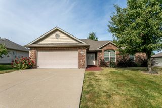 2607 IRON GATE DR, Columbia, MO 65202
