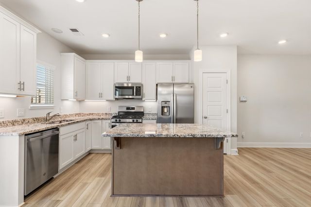 314 Hollenbeck Place, Greenville, SC 29607