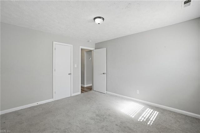 103 Woodhaven RD, Newport News, VA 23608