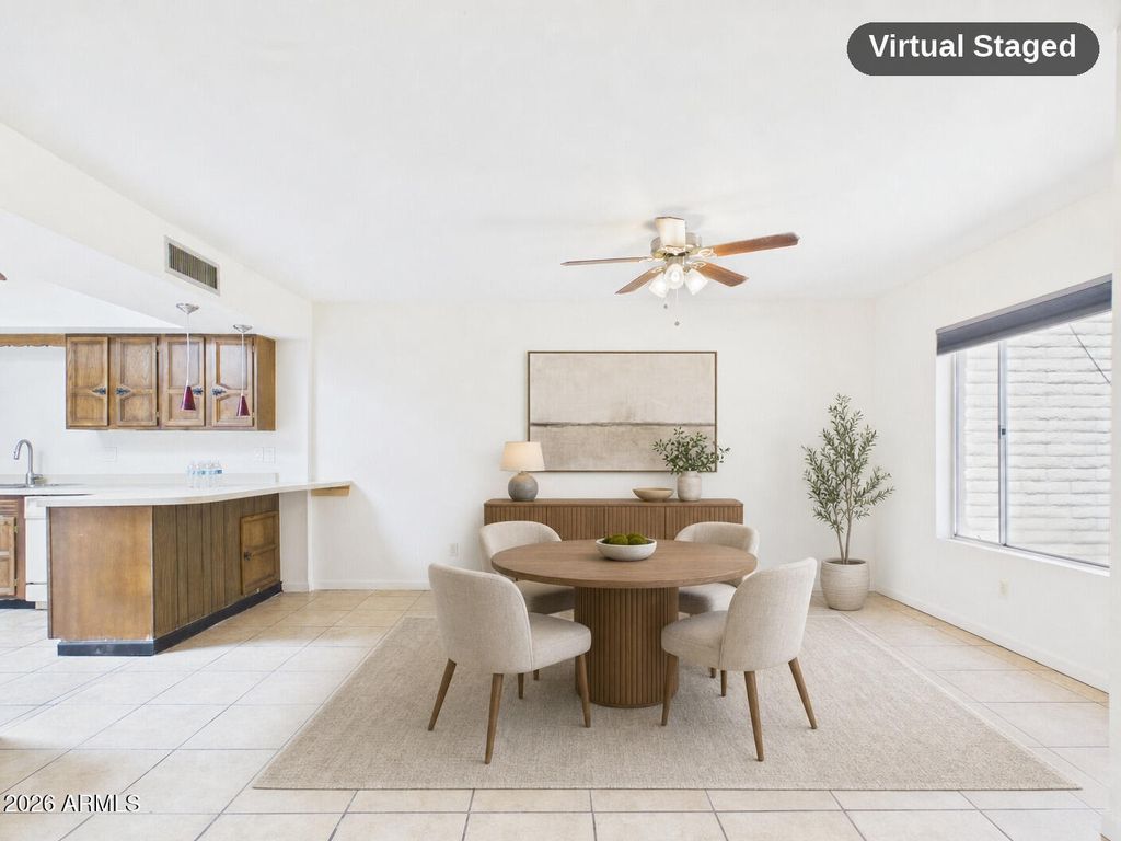 Image 3 of property listing at 2426 N SHADE TREE Circle, Tucson, AZ 85715