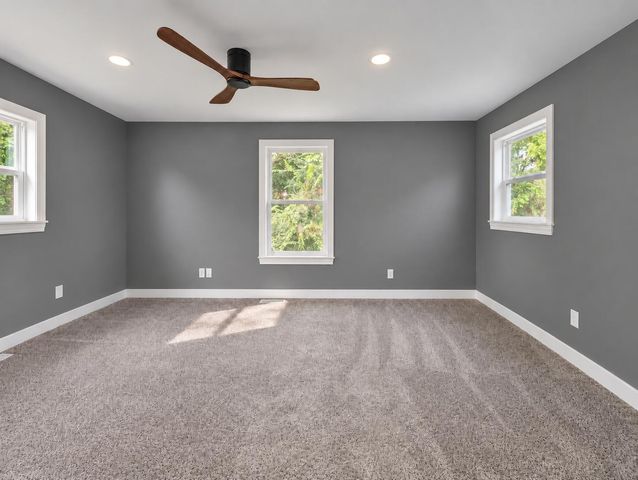 615 Yellowstone Road, Valparaiso, IN 46385