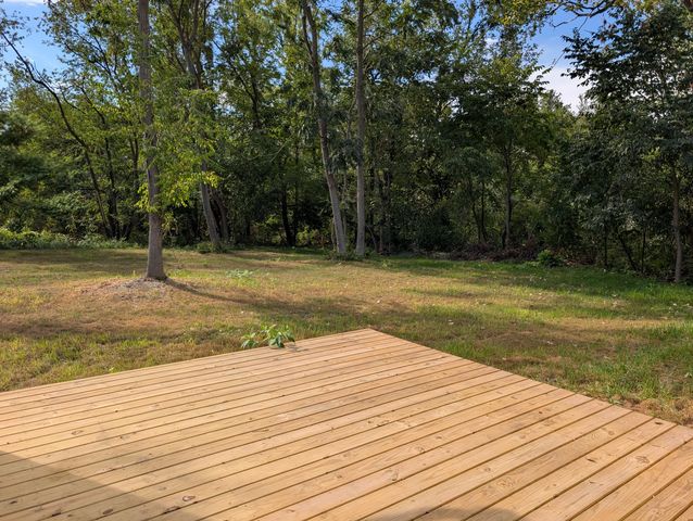 615 Yellowstone Road, Valparaiso, IN 46385