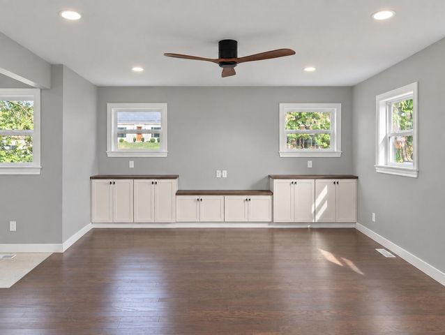 615 Yellowstone Road, Valparaiso, IN 46385