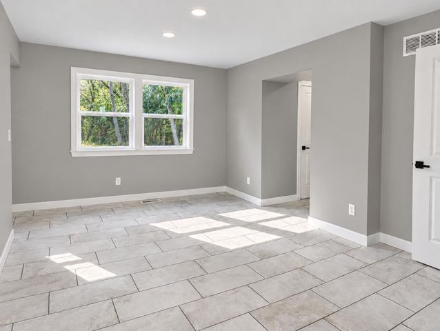 615 Yellowstone Road, Valparaiso, IN 46385