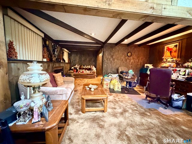 40 Andrews Avenue, Milford, CT 06460