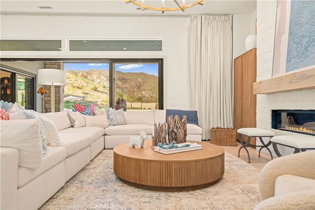 18472 Boulder Bluff, Silverado, CA 92676
