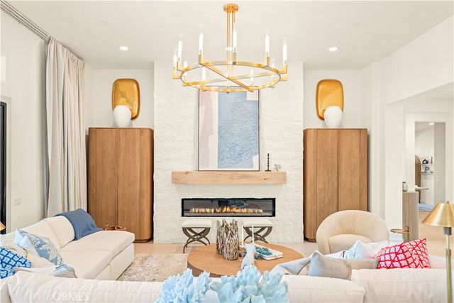 18472 Boulder Bluff, Silverado, CA 92676