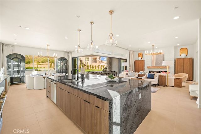 18472 Boulder Bluff, Silverado, CA 92676