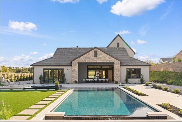 18472 Boulder Bluff, Silverado, CA 92676