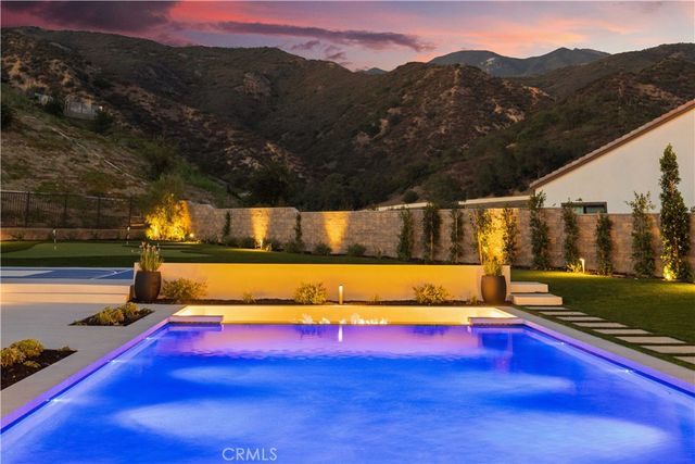 18472 Boulder Bluff, Silverado, CA 92676