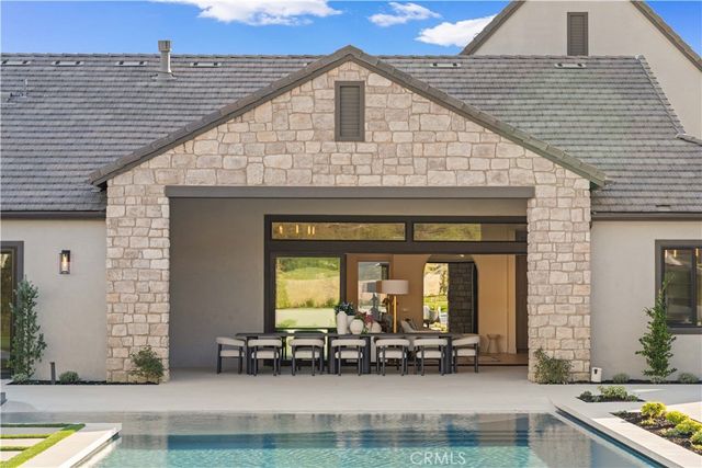 18472 Boulder Bluff, Silverado, CA 92676