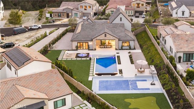 18472 Boulder Bluff, Silverado, CA 92676