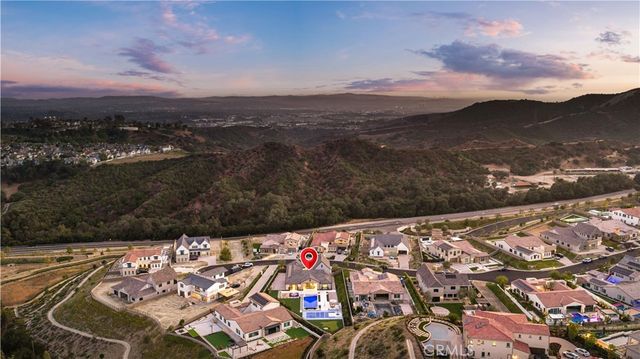 18472 Boulder Bluff, Silverado, CA 92676