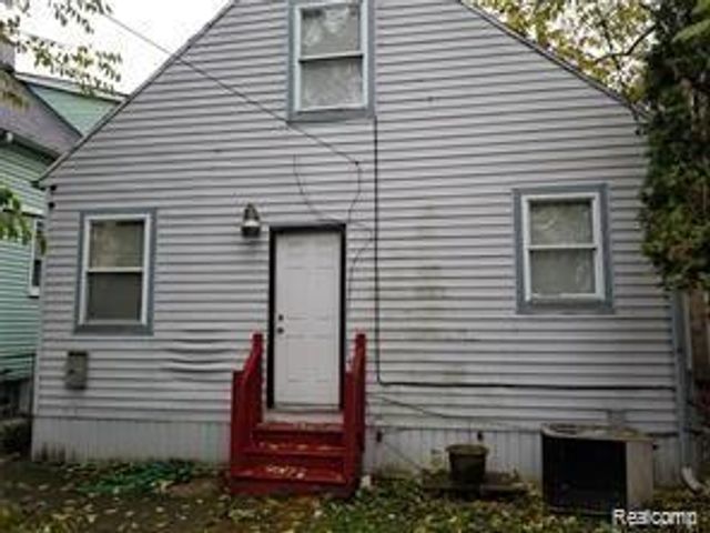 2655 Whalen Street, Hamtramck, MI 48212