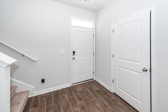 179 Cloverleaf Street, Summerville, SC 29483