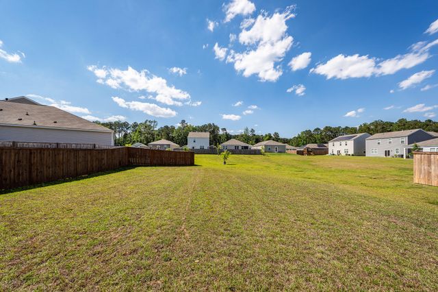 179 Cloverleaf Street, Summerville, SC 29483