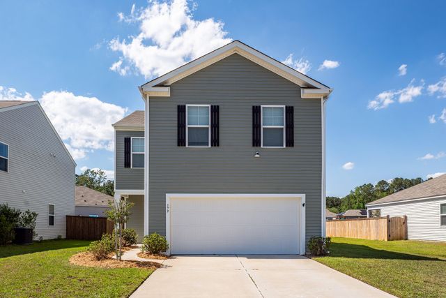 179 Cloverleaf Street, Summerville, SC 29483