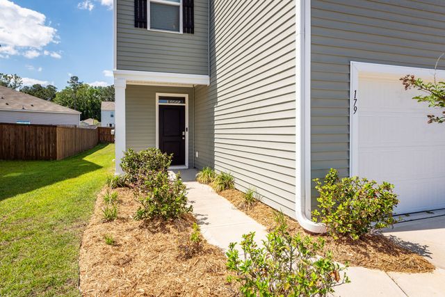 179 Cloverleaf Street, Summerville, SC 29483