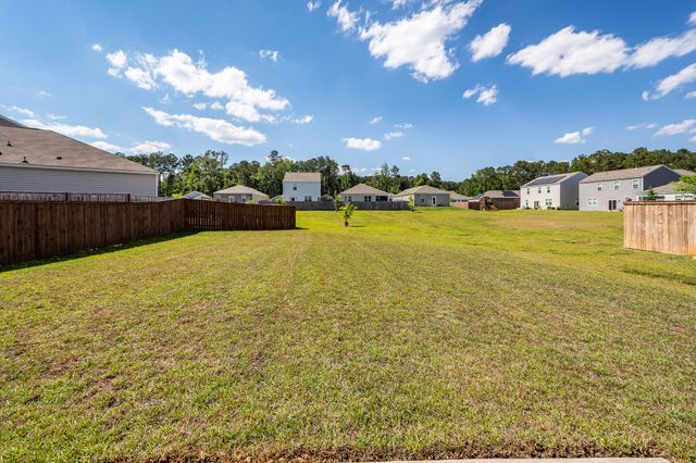 179 Cloverleaf Street, Summerville, SC 29483