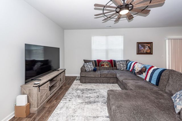 179 Cloverleaf Street, Summerville, SC 29483