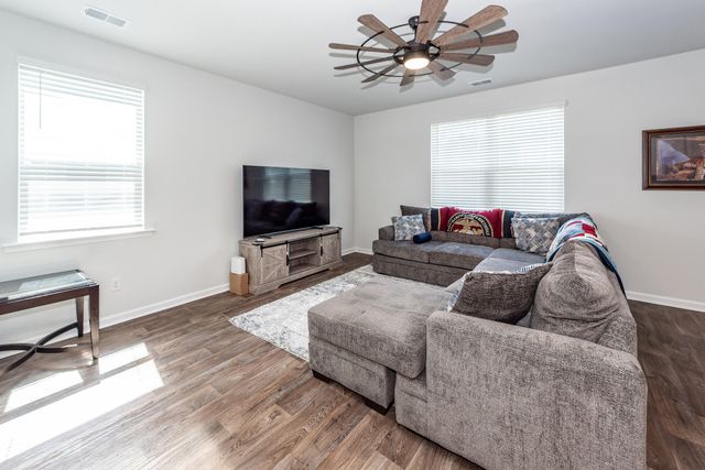 179 Cloverleaf Street, Summerville, SC 29483