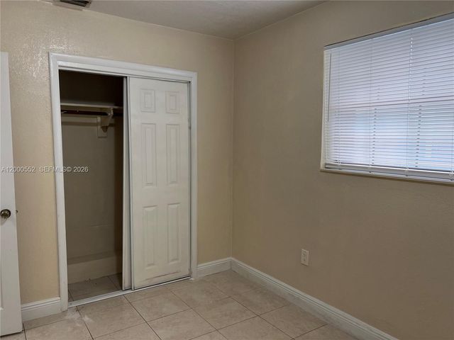 931 NW 34th Way, Lauderhill, FL 33311