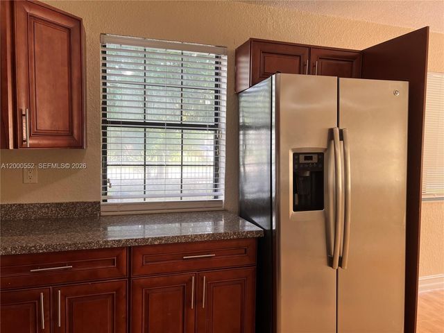 931 NW 34th Way, Lauderhill, FL 33311