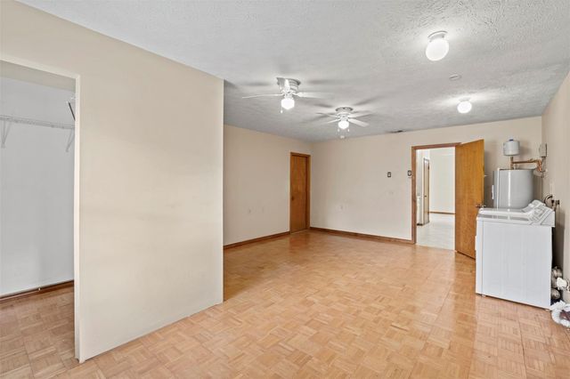 341 NW Curry St, Port St Lucie, FL 34983