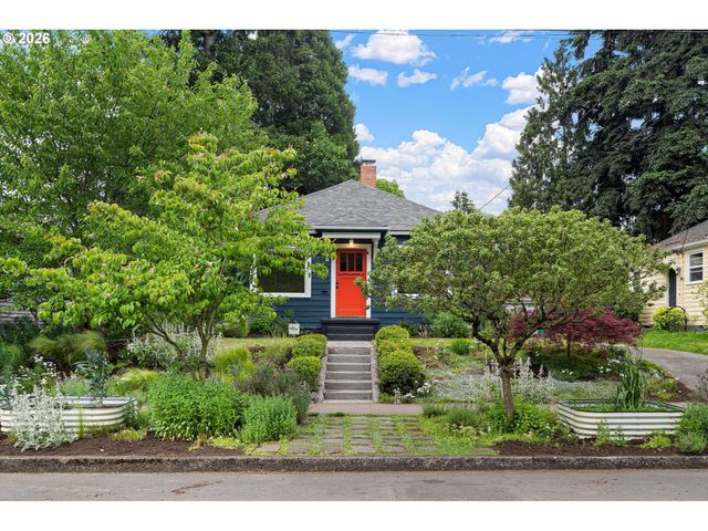 7716 N MCKENNA Ave, Portland, OR 97203