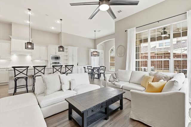 2633 Highlands Drive, Trophy Club, TX 76262