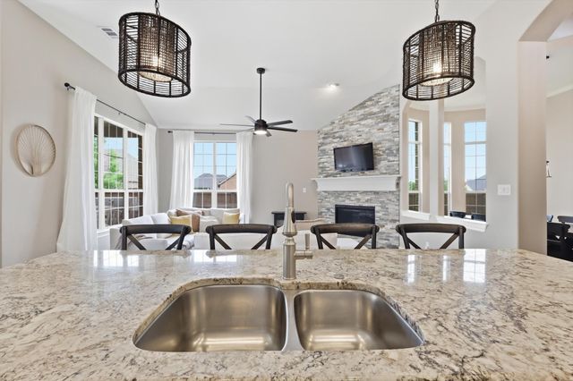 2633 Highlands Drive, Trophy Club, TX 76262