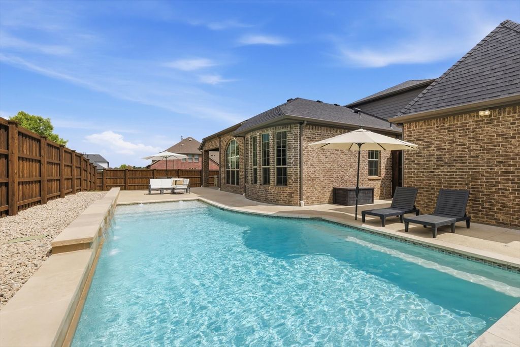 2633 Highlands Drive, Trophy Club, TX 76262