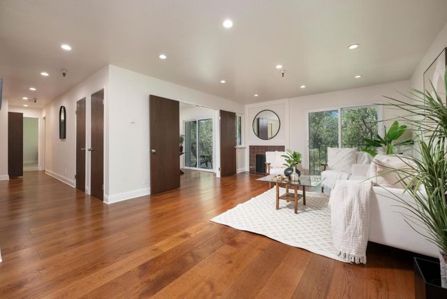 601 Leahy Street 306, Redwood City, CA 94061