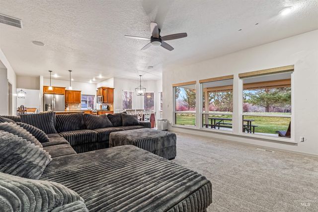 3308 S Montego Way, Nampa, ID 83686