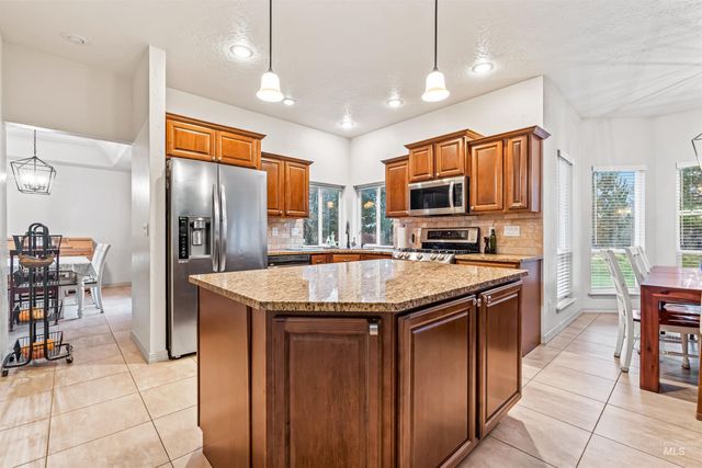 3308 S Montego Way, Nampa, ID 83686